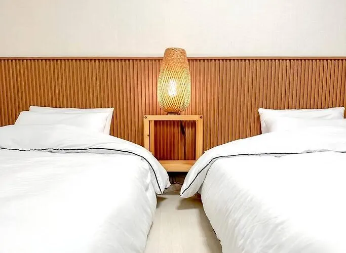 Kims House 3bedroom #biff #jagalchimarket #gukjemarket #nampo #metro3min Apartment Busan
