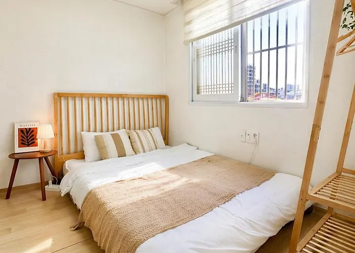 Kims House 3bedroom #biff #jagalchimarket #gukjemarket #nampo #metro3min Apartment Busan